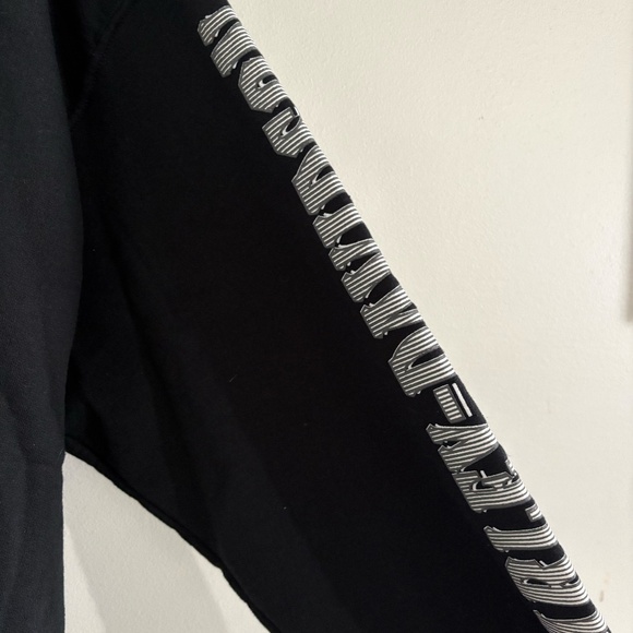 Harley-Davidson Men's Lightning Crest Pullover Hooded Sweatshirt - Picture 6 of 10